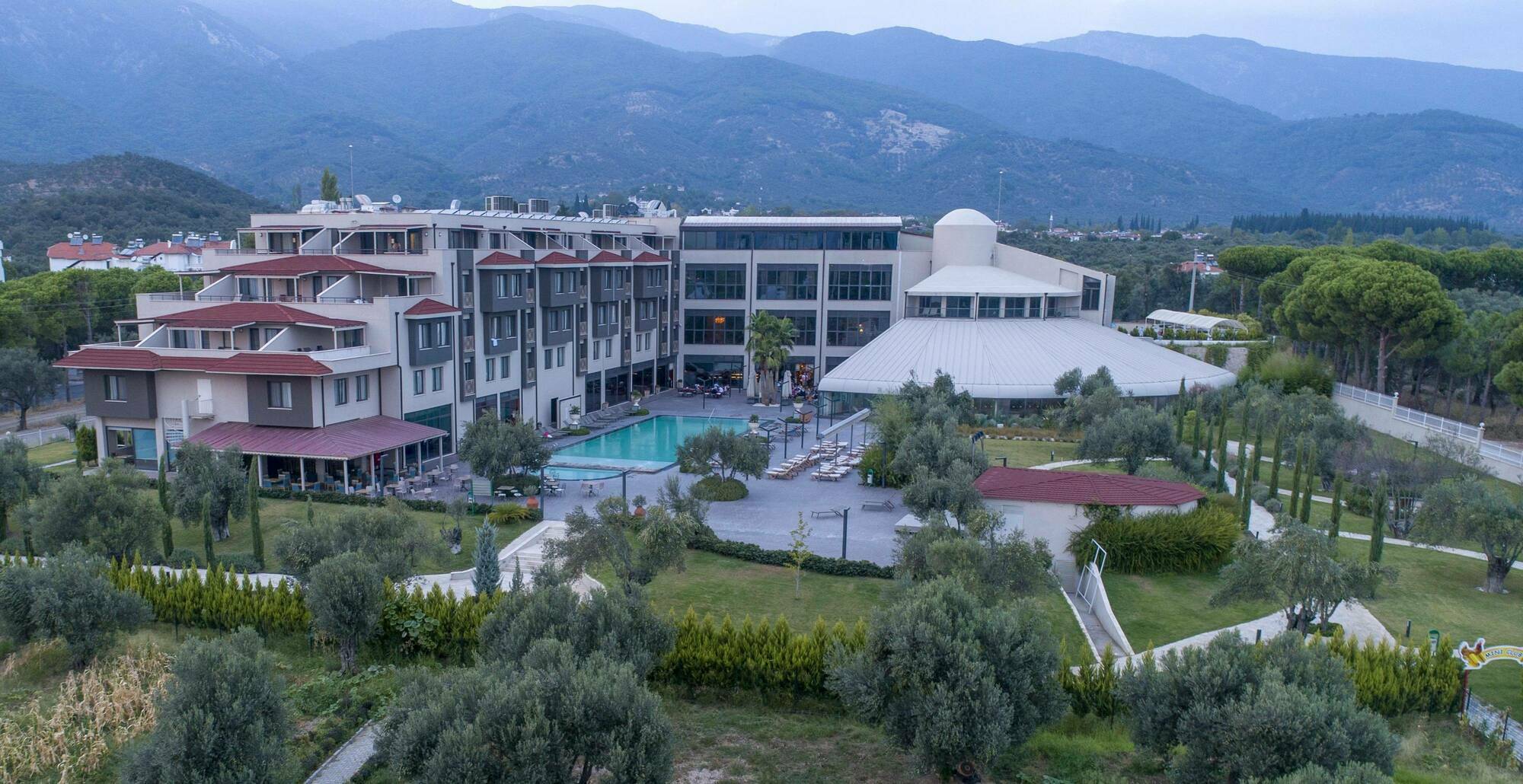 Ramada Resort Kazdaglari Thermal & Spa Gure Exteriér fotografie